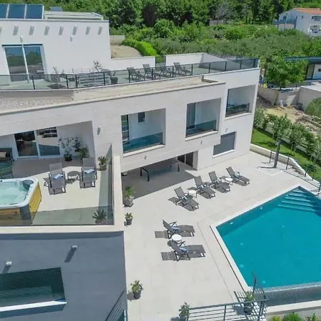 Cozy Exclusive Villa Apartman Split