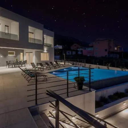Cozy Exclusive Villa