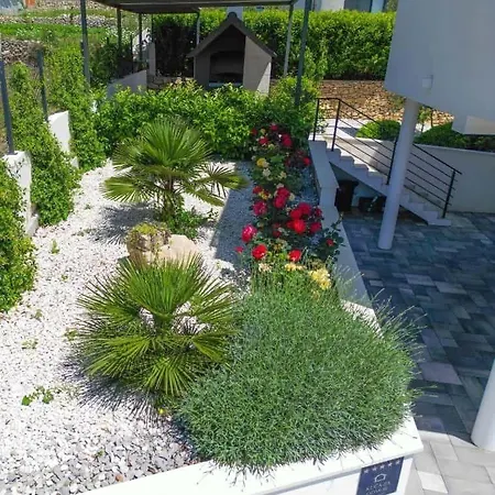 Cozy Exclusive Villa Apartman *